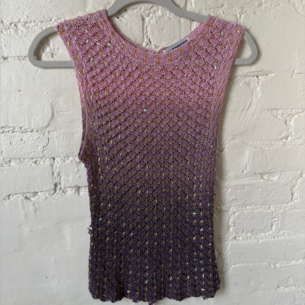 Pink and Purple Sleeveless Knit Top